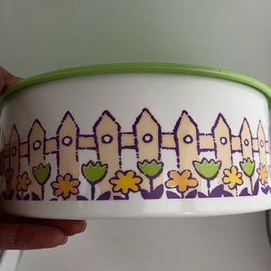 2 New vintage Tupperware Easter canister